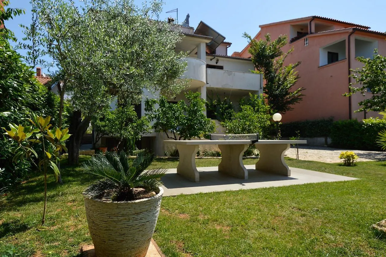 Apartment Pjescana Uvala/Istrien 11401